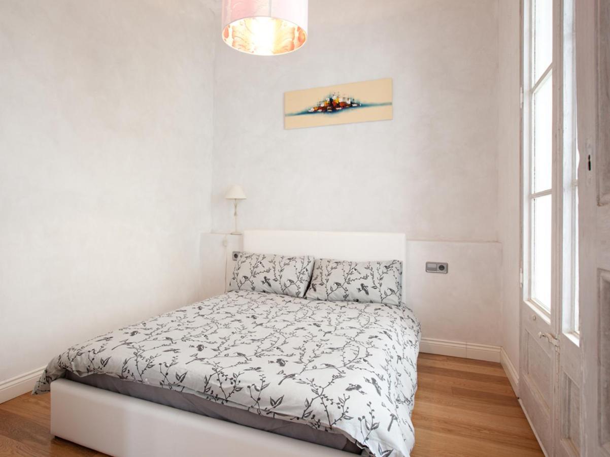 Luxury Barcelona Central City Cosy 3 Bedroom Apartment With Private Terrace Eksteriør bilde