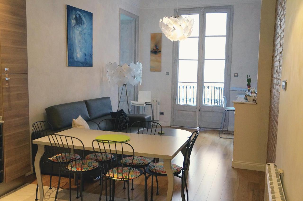 Luxury Barcelona Central City Cosy 3 Bedroom Apartment With Private Terrace Eksteriør bilde