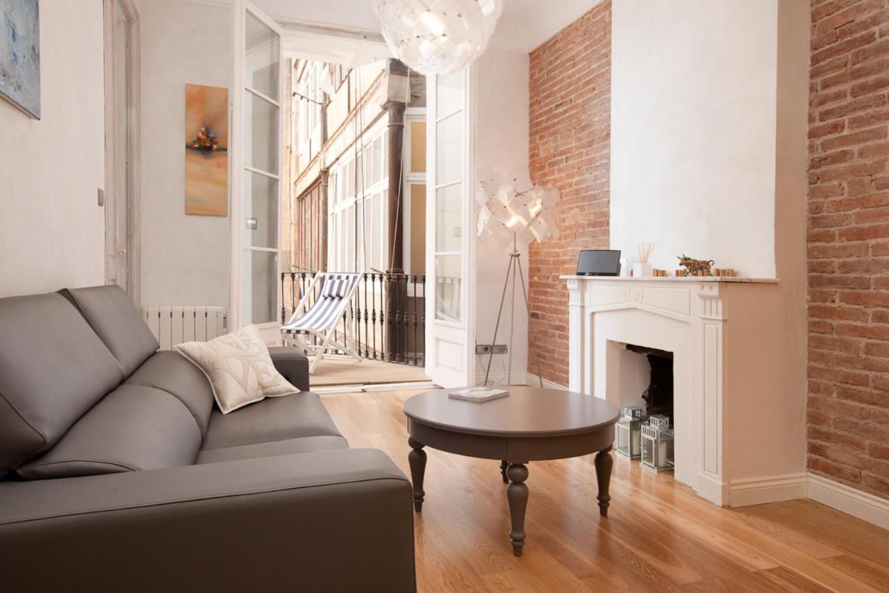 Luxury Barcelona Central City Cosy 3 Bedroom Apartment With Private Terrace Eksteriør bilde