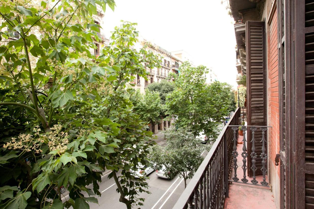 Luxury Barcelona Central City Cosy 3 Bedroom Apartment With Private Terrace Eksteriør bilde